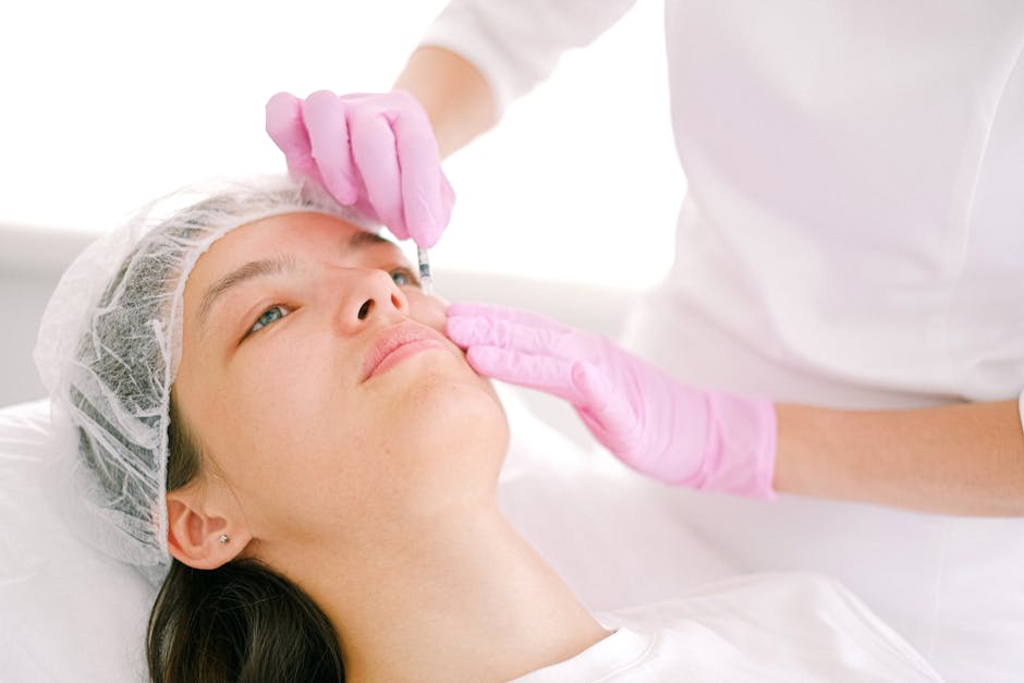 Adelaide registered nurse practitioner preparing anti-wrinkle injection consultation